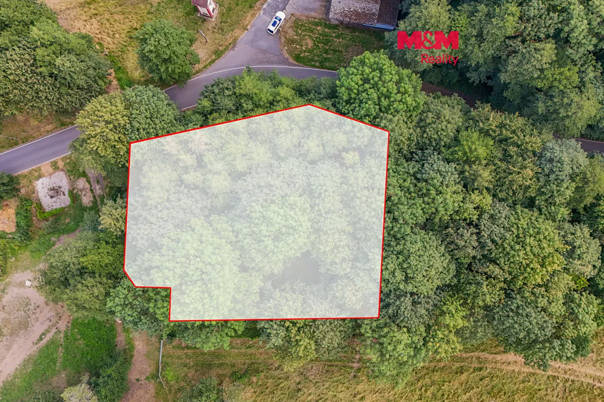 Prodej stavebního pozemku 1858 m²